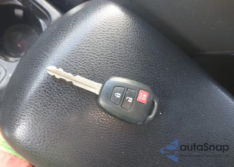 2017 Toyota Rav4 Le из США, поврежденный, VIN JTMZFREV2HJ148879